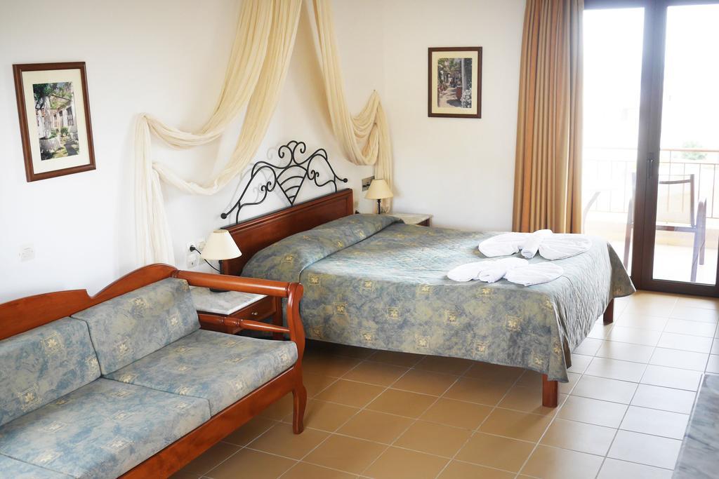 Areti Aparthotel La Canea Esterno foto