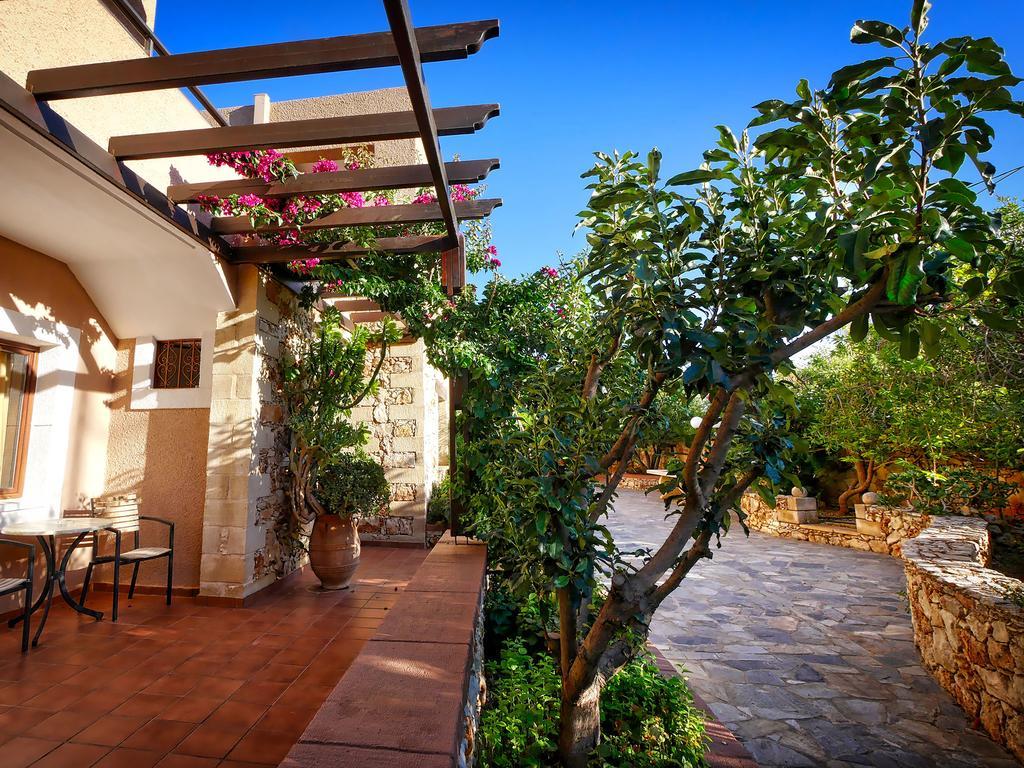 Areti Aparthotel La Canea Esterno foto