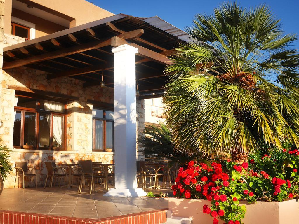 Areti Aparthotel La Canea Esterno foto