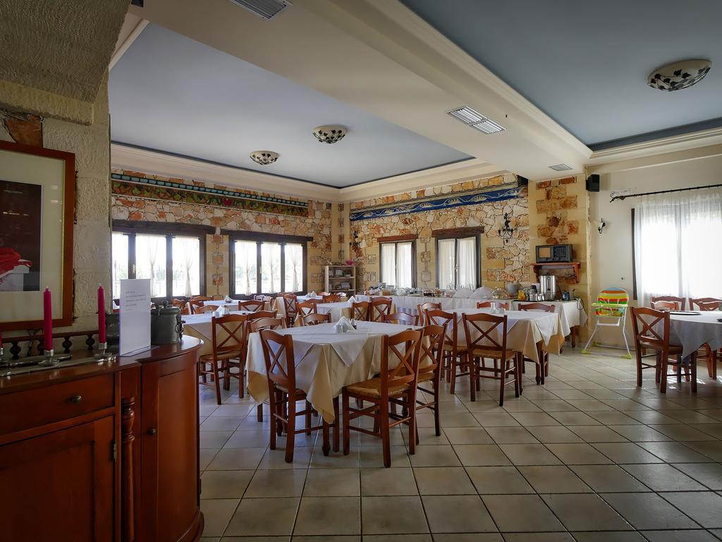 Areti Aparthotel La Canea Esterno foto