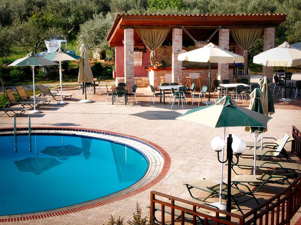 Areti Aparthotel La Canea Esterno foto