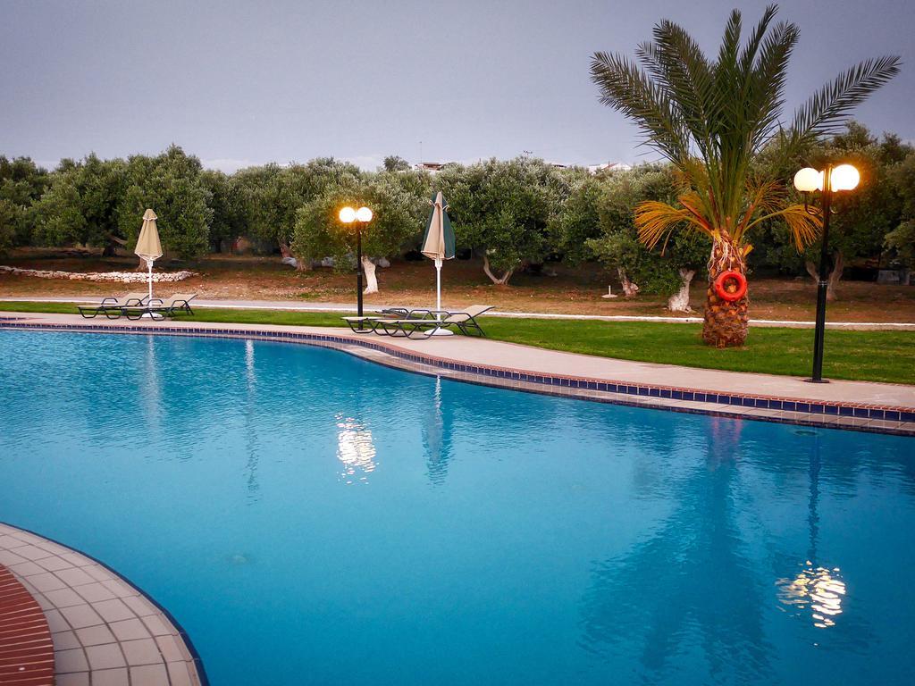 Areti Aparthotel La Canea Esterno foto