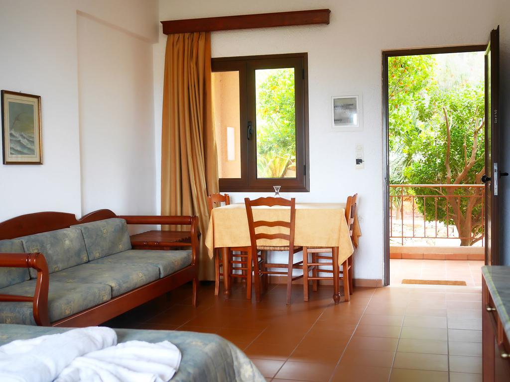 Areti Aparthotel La Canea Esterno foto